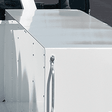 02CompartmentTop